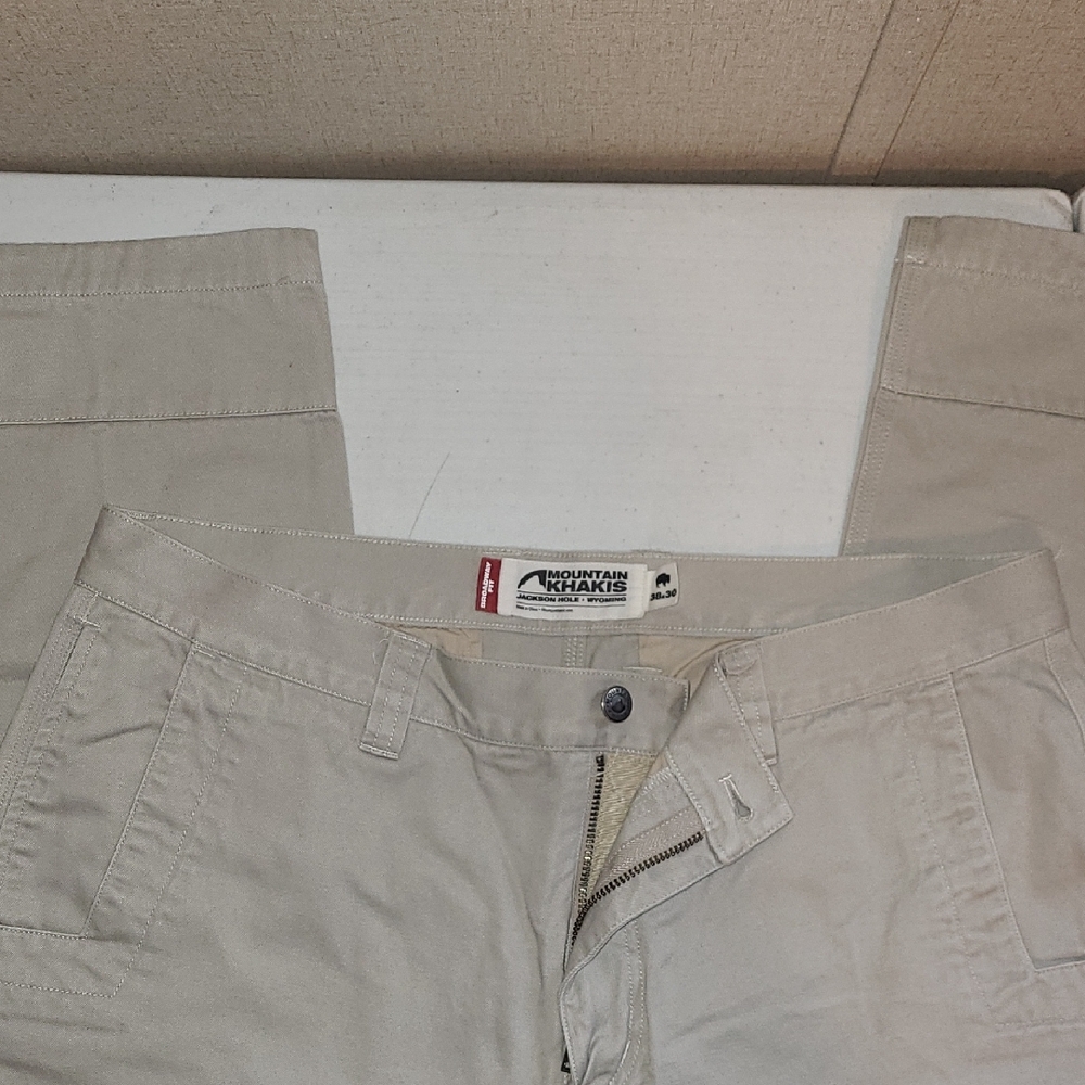 Mountain Khakis Men's Khaki Chinos